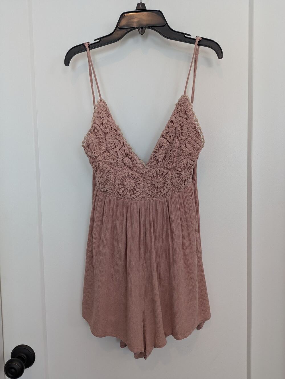 Illa Illa Small Shortalls Pink Gauze Crochet Babydoll Y2K Bohemian Beachy Romper